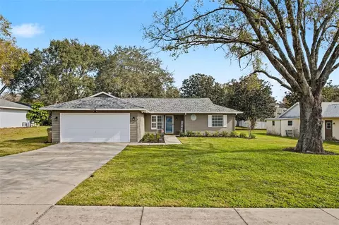 36464 Doral Dr, Grand Island, FL 32735