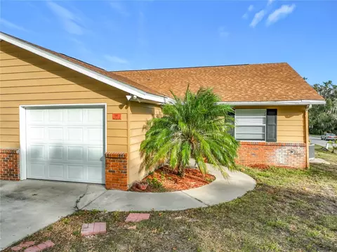 200 Fernwood St, Leesburg, FL 34748