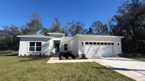 9719 N Sandree Dr, Citrus Springs, FL 34434