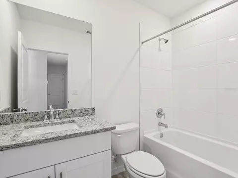 Bath - 14159 Crutchfield Ct, Parrish, FL 34219 photo 1 of 3