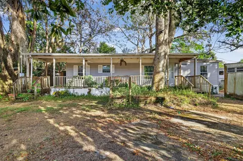 9520 Merton St, New Port Richey, FL 34654