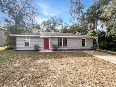 1304 E Carolina Ave, Deland, FL 32724