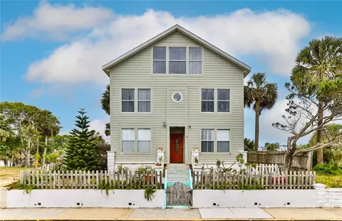 30 S Grandview Ave, Daytona Beach, FL 32118