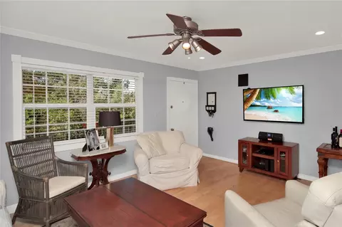 2500 Lee Rd #222, Winter Park, FL 32789