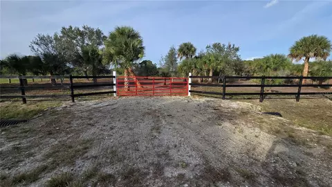 15783 NW 296th St, Okeechobee, FL 34972