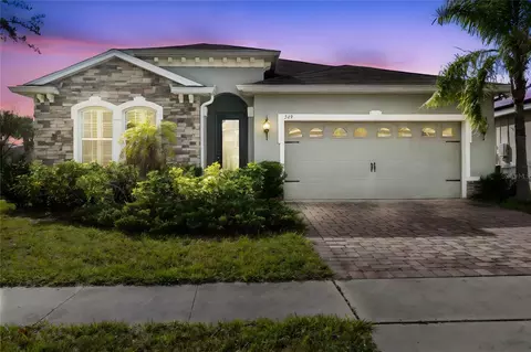 349 Summer Squall Rd, Davenport, FL 33837