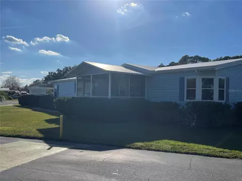 911 Blue Heron Blvd, Osteen, FL 32764