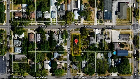 1001 Druid Rd E, Clearwater, FL 33756