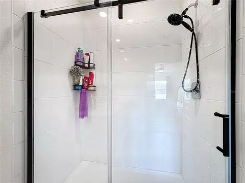 Bath - 348 Talisi Loop, Saint Cloud, FL 34771 photo 5 of 6