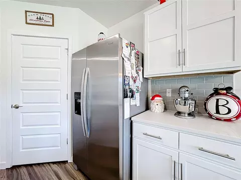 Kitchen - 348 Talisi Loop, Saint Cloud, FL 34771 photo 3 of 5