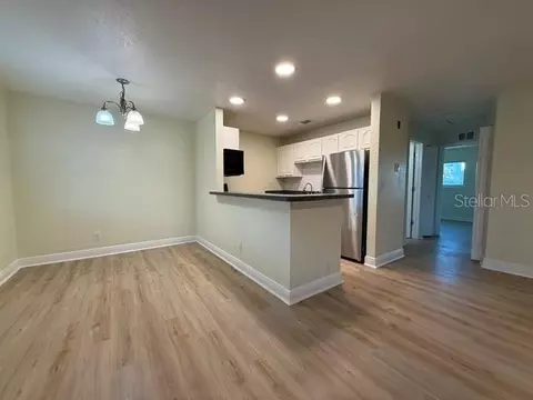 900 S Peninsula Dr #205, Daytona Beach, FL 32118