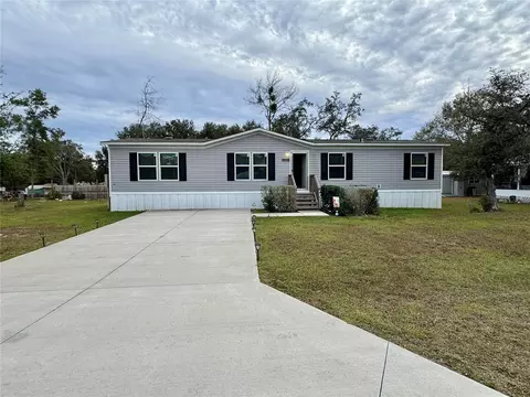 18472 SE 58th Pl, Ocklawaha, FL 32179