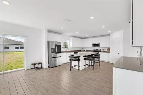 Kitchen - 730 Hitch Loop, Saint Cloud, FL 34772 photo 1 of 3