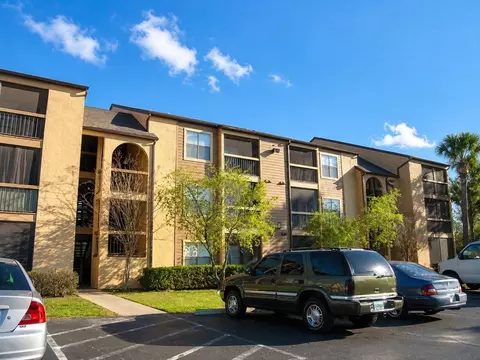 2031 Cascades Blvd #103, Kissimmee, FL 34741
