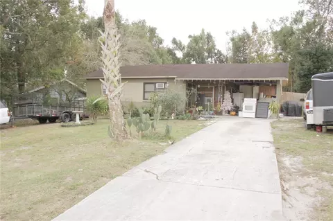 360 Dixson St, Orange City, FL 32763
