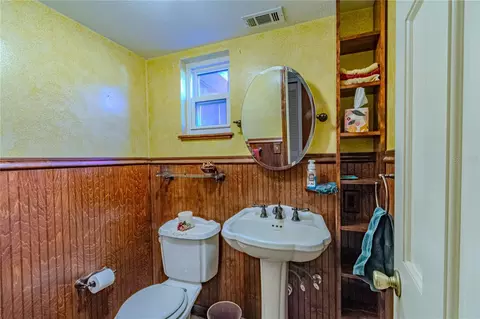 Bath - 4899 Sparrow Dr, Saint Cloud, FL 34772 photo 3 of 3