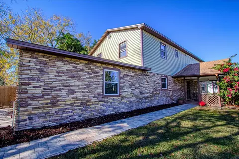 Exterior - 4899 Sparrow Dr, Saint Cloud, FL 34772 photo 13 of 16