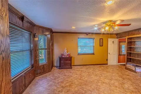 Living - 4899 Sparrow Dr, Saint Cloud, FL 34772 photo 4 of 4