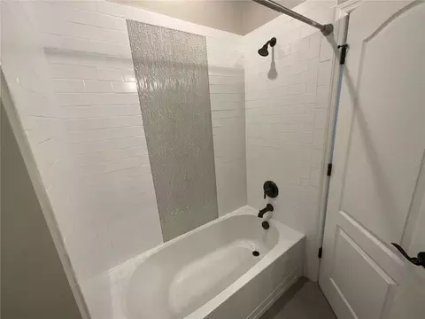 Bath - 3560 Pixie Ln, Saint Cloud, FL 34772 photo 11 of 12