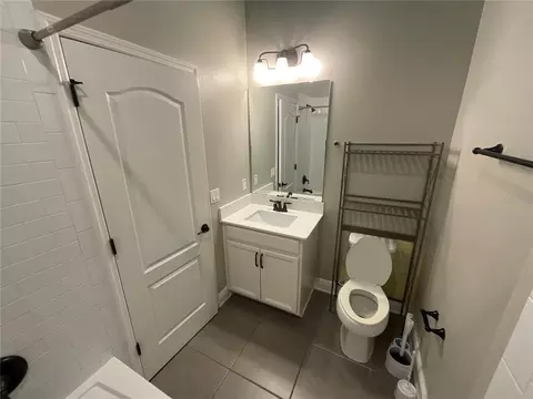 Bath - 3560 Pixie Ln, Saint Cloud, FL 34772 photo 10 of 12