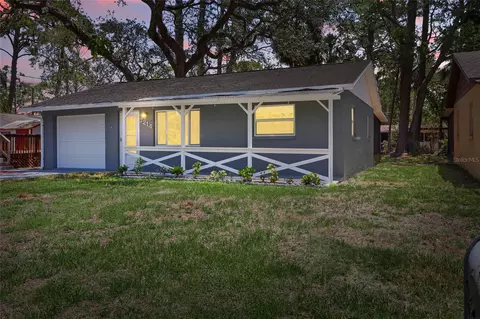 7214 Oakwood Dr, New Port Richey, FL 34652