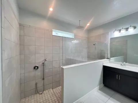 Bath - 1506 Pines End Pl, Saint Cloud, FL 34771 photo 2 of 4