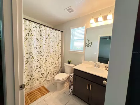 Bath - 1506 Pines End Pl, Saint Cloud, FL 34771 photo 3 of 4
