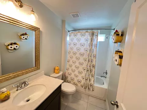 Bath - 1506 Pines End Pl, Saint Cloud, FL 34771 photo 4 of 4