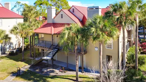 232 Afton Sq #201, Altamonte Springs, FL 32714