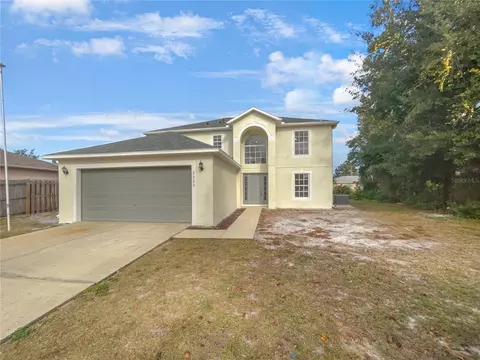 2820 Kimberly Dr, Deltona, FL 32738
