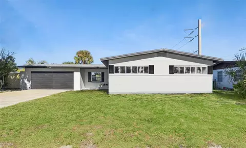 140 Barbados Dr, Merritt Island, FL 32952