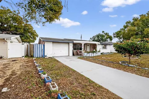 3650 Pensdale Dr, New Port Richey, FL 34652