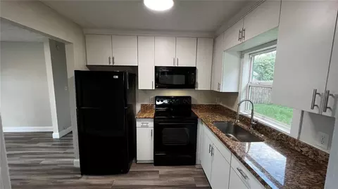 Kitchen - 1658 Hempel Ave, Gotha, FL 34734 photo 2 of 3