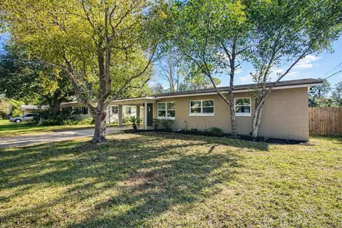 920 N Triplet Lake Dr, Casselberry, FL 32707