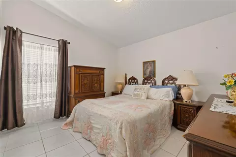 Bedroom - 6907 Log Jam Ct, Ocoee, FL 34761 photo 4 of 5