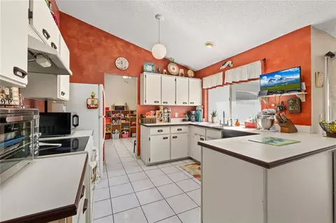 Kitchen - 6907 Log Jam Ct, Ocoee, FL 34761 photo 1 of 1
