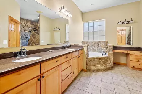 Bath - 27737 County Road 44a, Eustis, FL 32736 photo 2 of 8