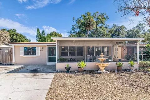 7621 Daetwyler Dr, Orlando, FL 32812