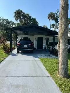 901 Roper St, New Smyrna Beach, FL 32168