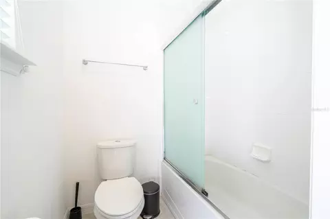 Bath - 8225 Bryce Canyon Ave, Windermere, FL 34786 photo 5 of 8