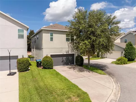 Exterior - 8225 Bryce Canyon Ave, Windermere, FL 34786 photo 5 of 10