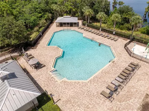 Exterior - 8225 Bryce Canyon Ave, Windermere, FL 34786 photo 6 of 10