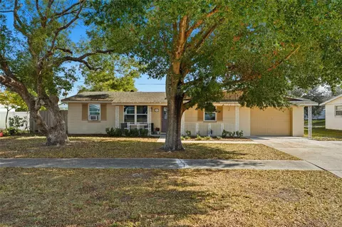 2455 Kimberly Dr, Deltona, FL 32738