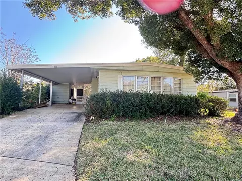 3516 Blossom Cir #GE, Zellwood, FL 32798
