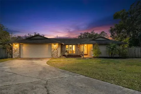 120 E Cumberland Cir, Longwood, FL 32779