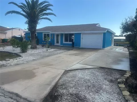 18566 Van Nuys Cir, Port Charlotte, FL 33948