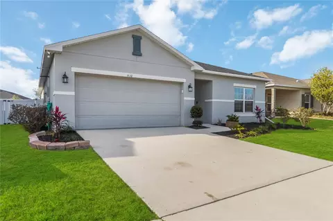 410 Kestrel Dr, Groveland, FL 34736