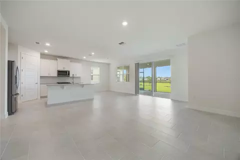 Living - 3944 Kennebunk Loop, Mount Dora, FL 32757 photo 2 of 8