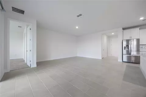 Living - 3944 Kennebunk Loop, Mount Dora, FL 32757 photo 6 of 8