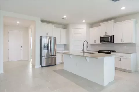 Kitchen - 3944 Kennebunk Loop, Mount Dora, FL 32757 photo 1 of 3